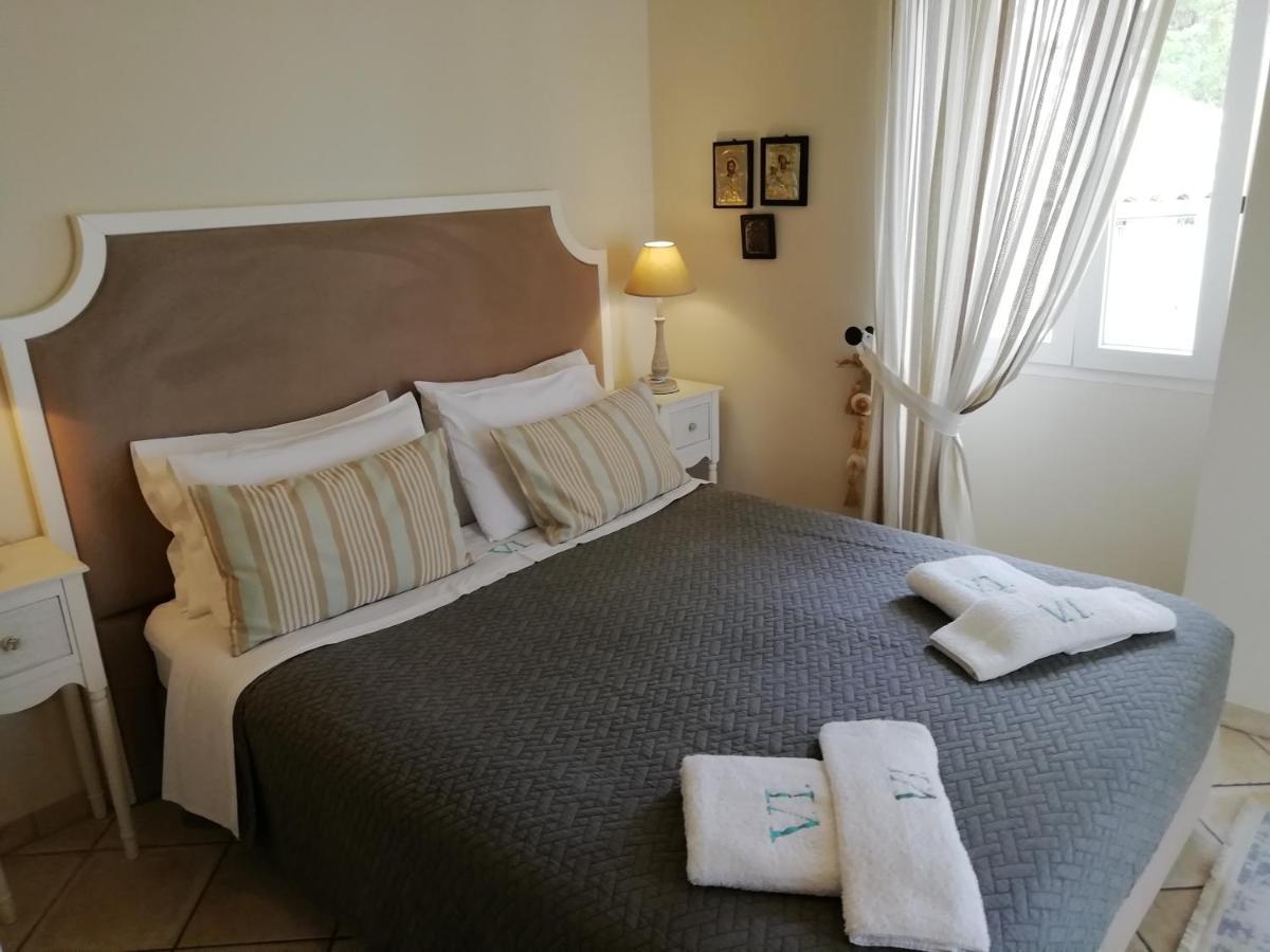 Imerolia Beach Villa Kassiopi Corfu Extérieur photo