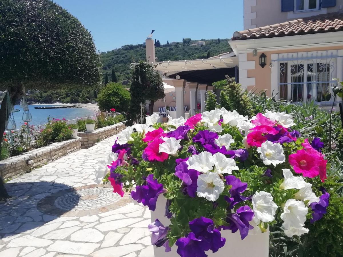 Imerolia Beach Villa Kassiopi Corfu Extérieur photo