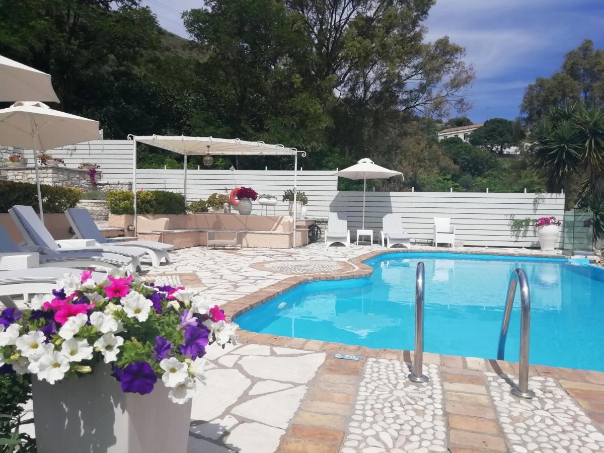 Imerolia Beach Villa Kassiopi Corfu Extérieur photo