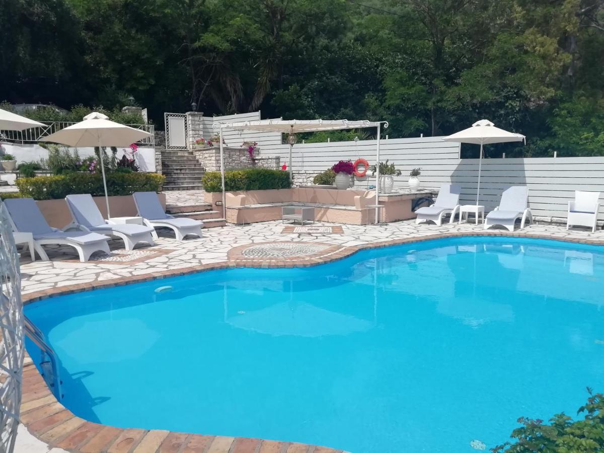 Imerolia Beach Villa Kassiopi Corfu Extérieur photo